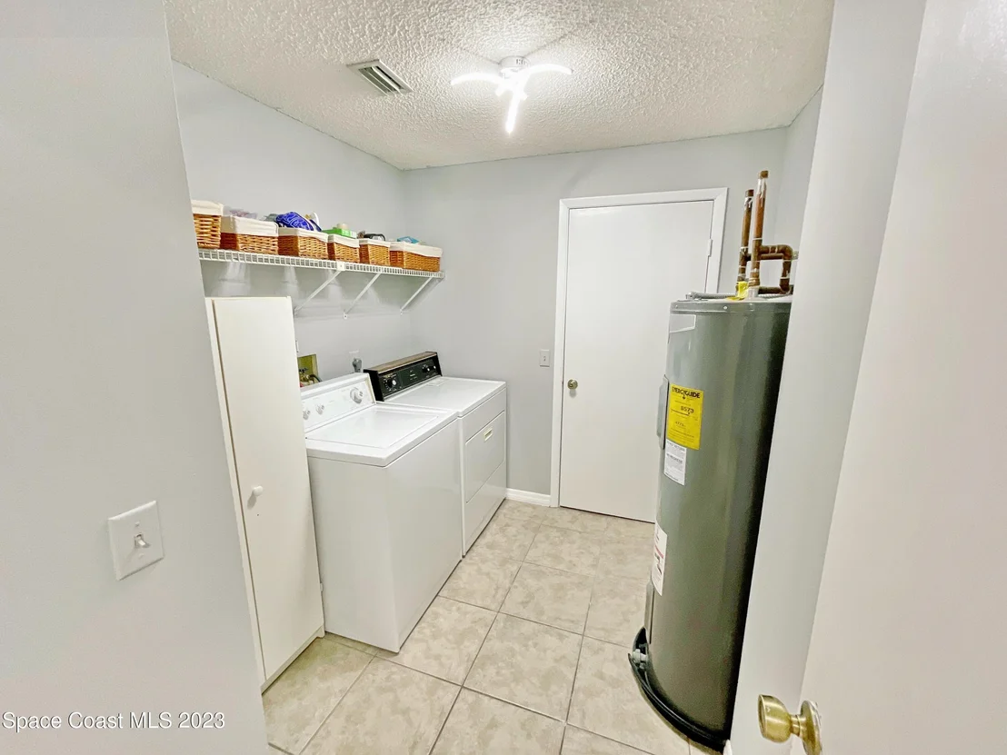 Photo of 1564 Clover Circle