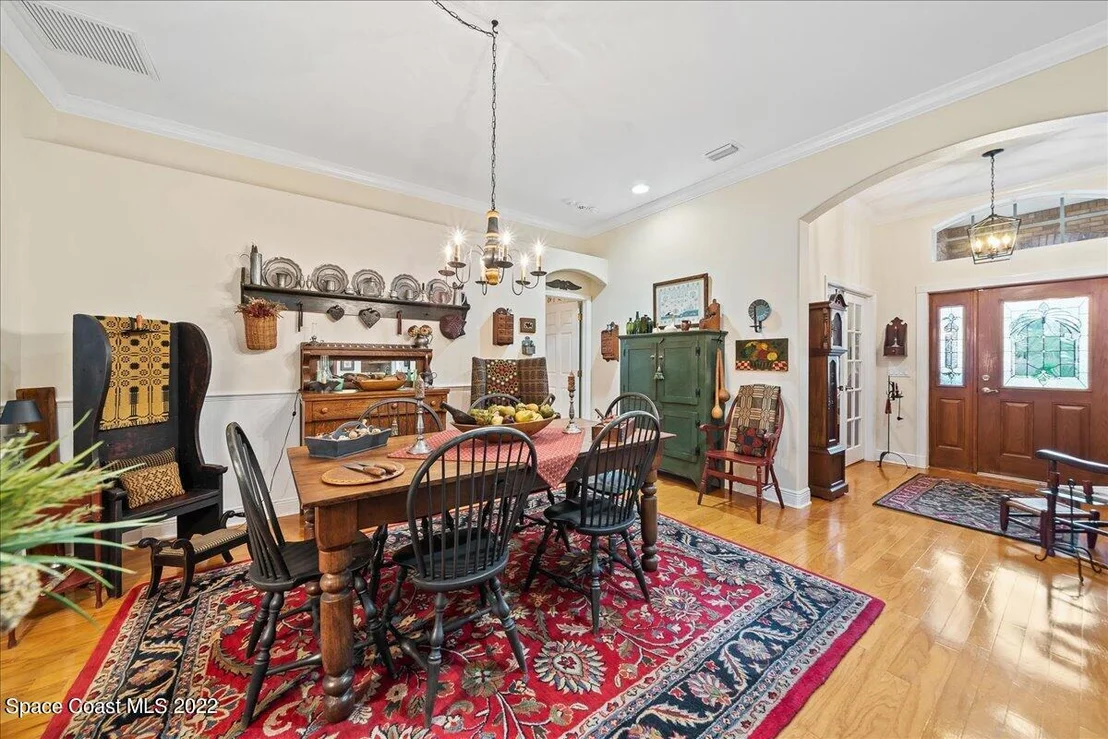 Photo of 2372 Woodfield Circle