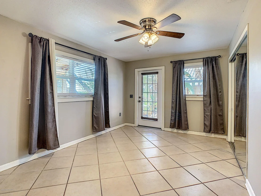 Photo of 725 Mallard Road