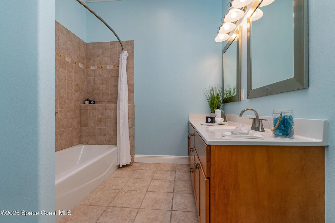 Photo of 315 Newport Drive