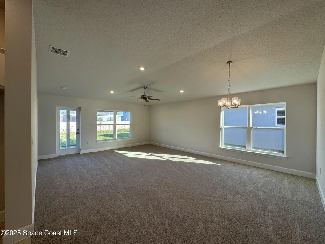 Photo of 1646 Kylar Drive NW