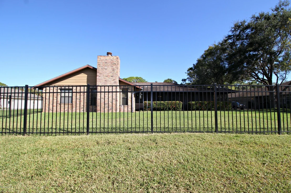 Photo of 7935 Timberlake Drive
