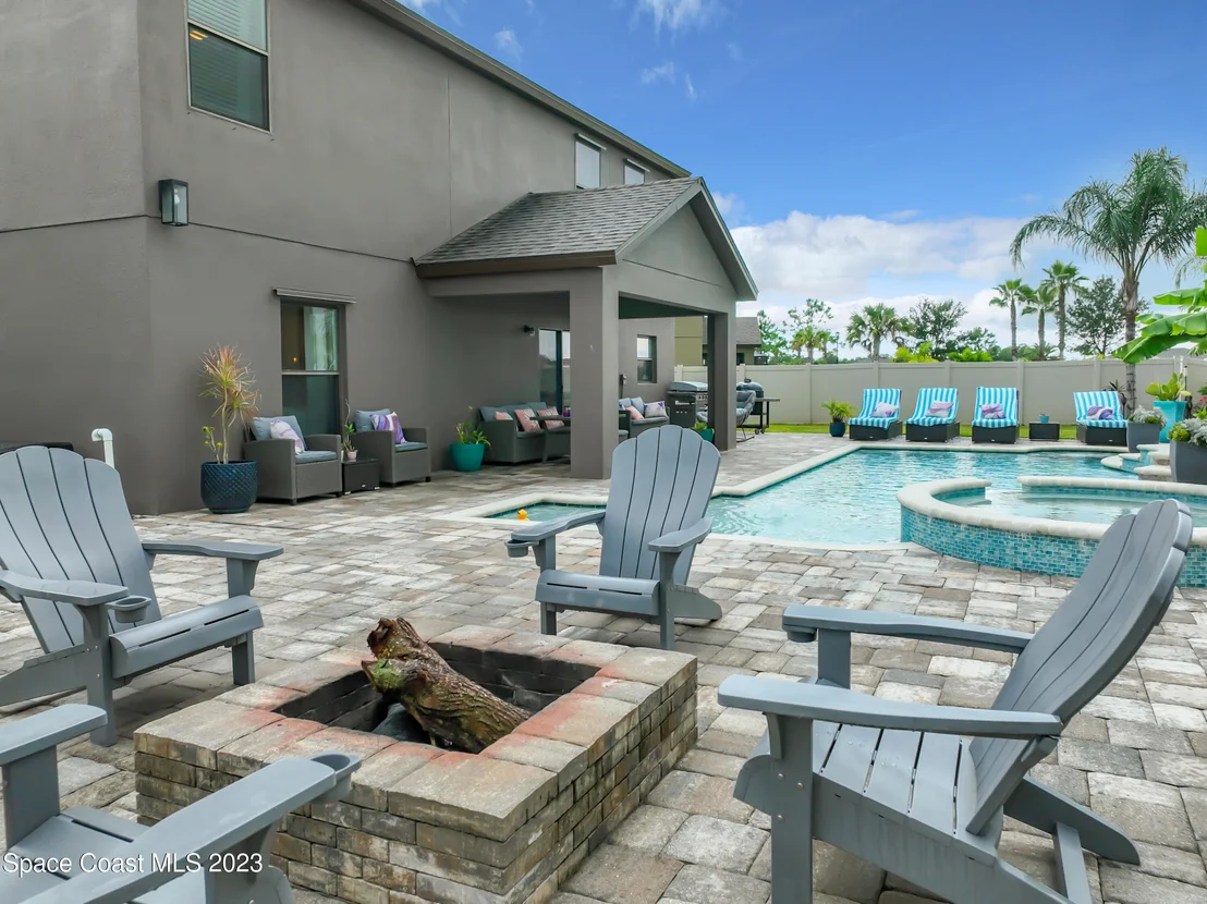 Photo of 690 Fiddleleaf Circle