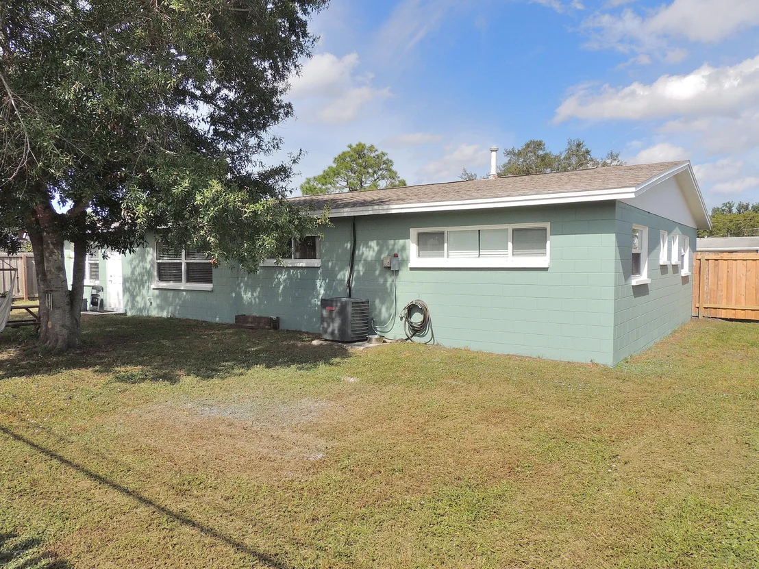 Photo of 991 Nagle Drive