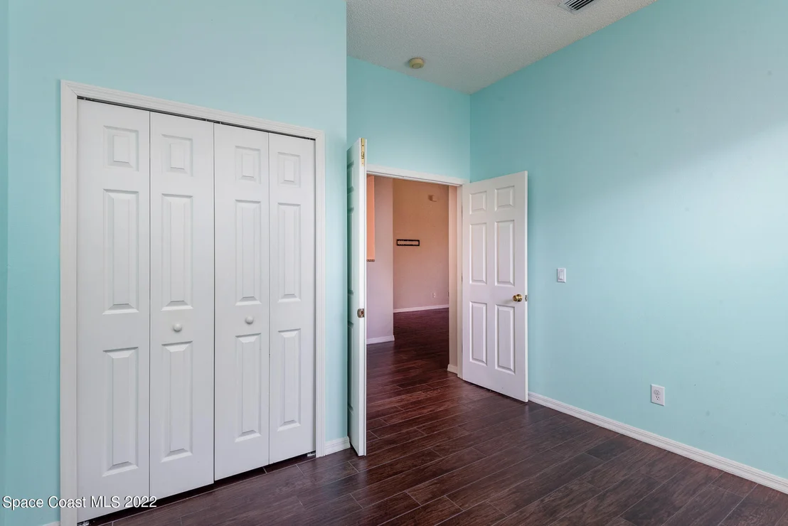Photo of 1600 Tailfeather Court