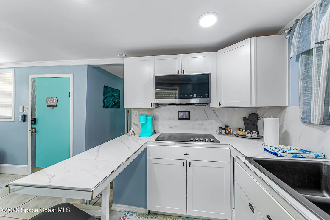 Photo of 329 Pineda Street