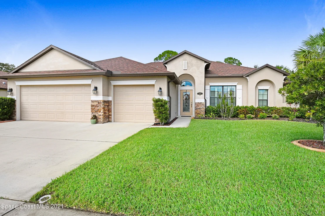 Photo of 1358 Outrigger Circle