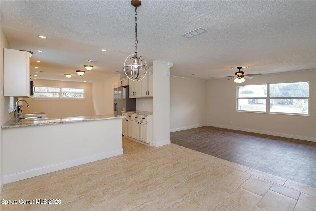 Photo of 2075 Cathy Circle