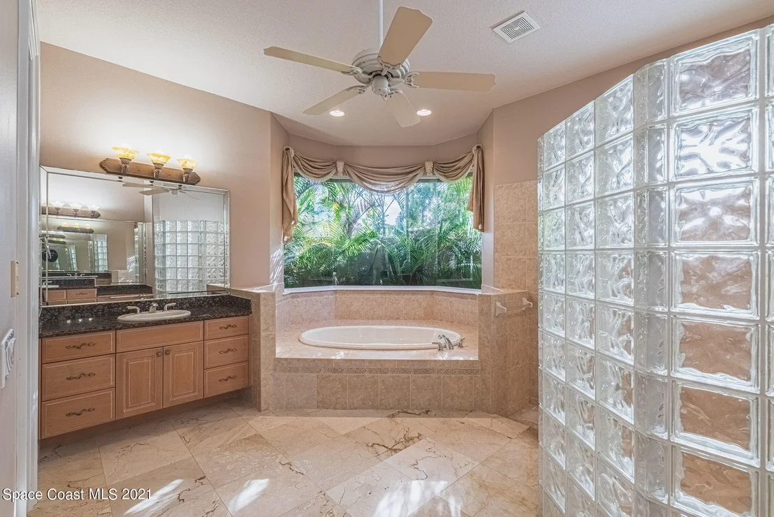 Photo of 8181 Compton Way