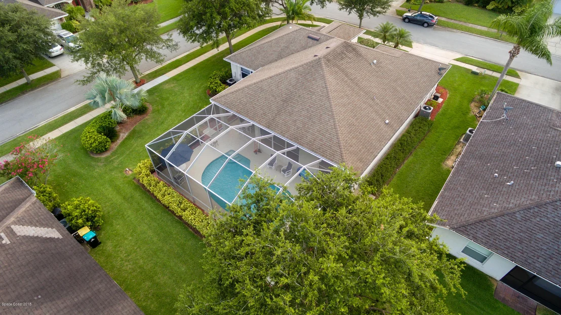 Photo of 1737 Windbrook Drive SE