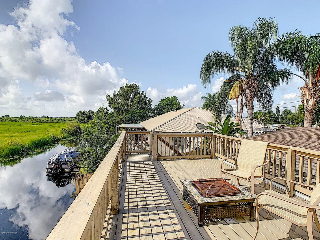 Photo of 725 Mallard Road