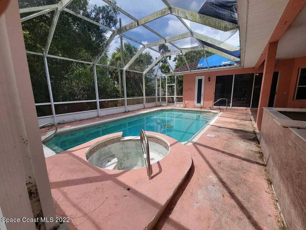 Photo of 654 Cavern Terrace