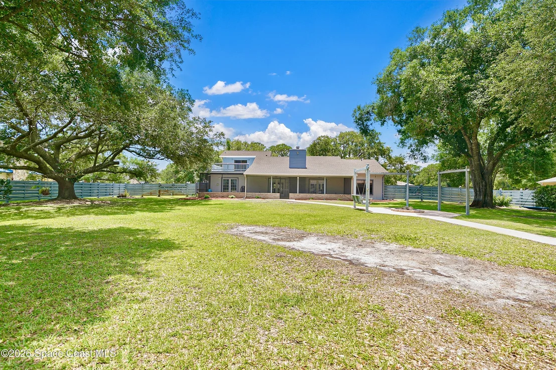 Photo of 4970 Pinewood Place