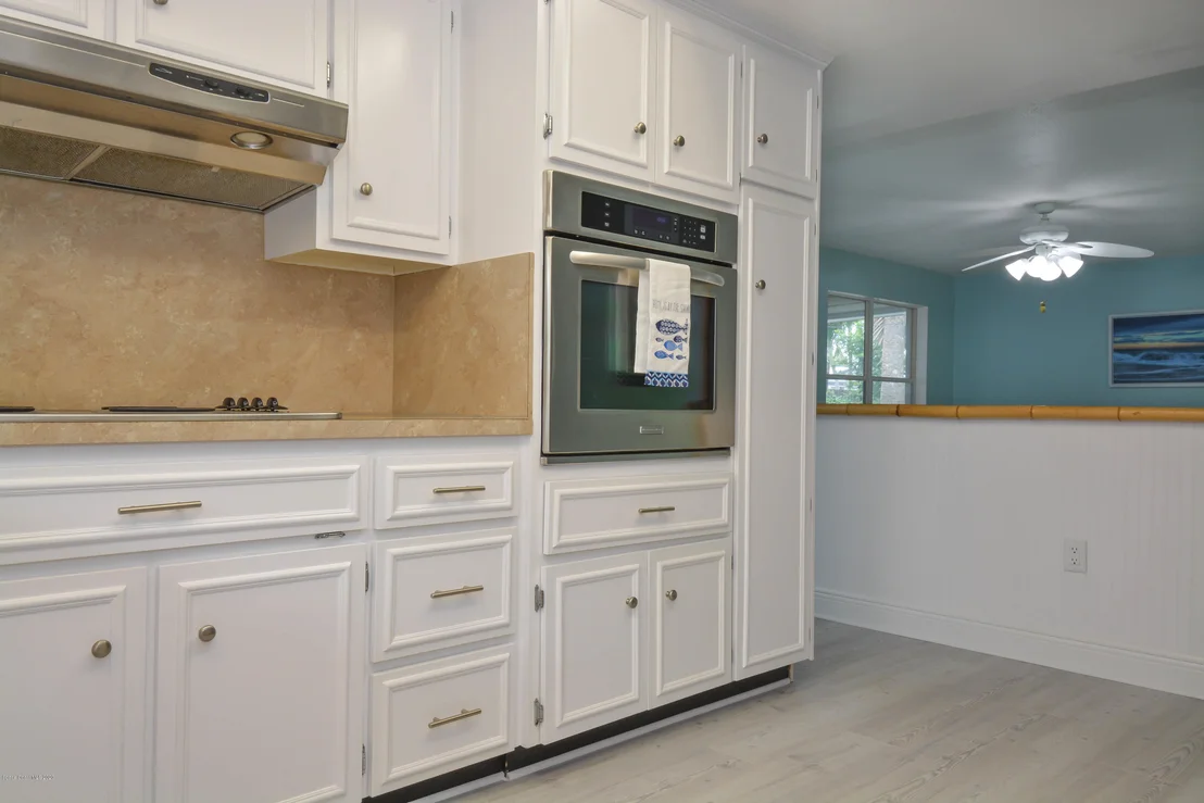 Photo of 460 Oak Ridge Drive