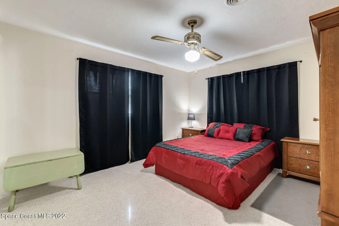 Photo of 306 Cocoa Avenue