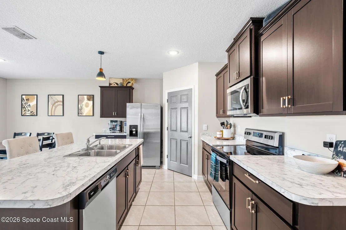 Photo of 1276 Valley View Avenue