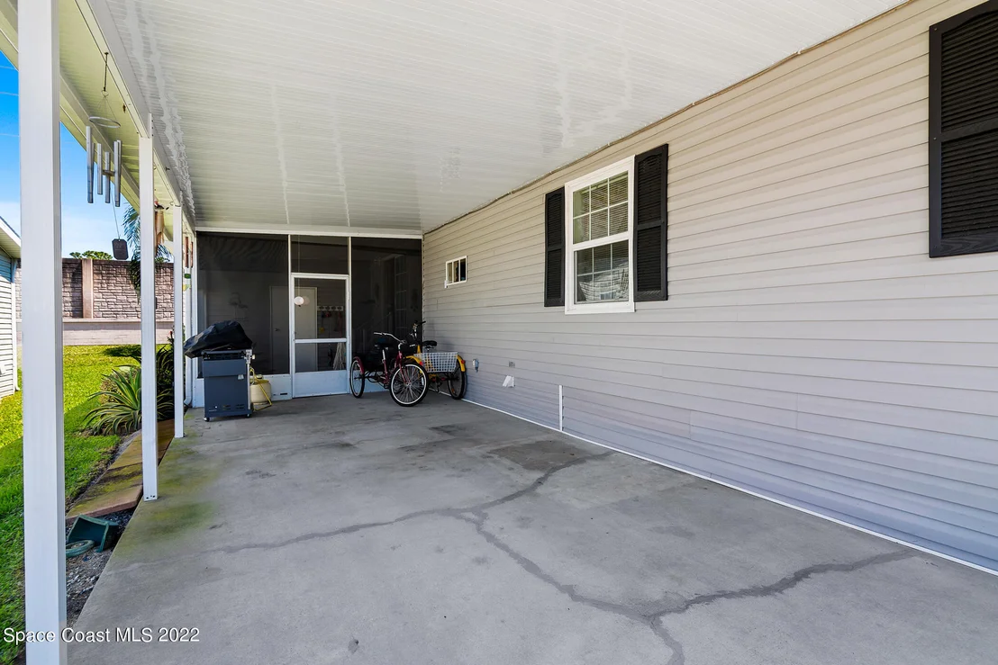 Photo of Unit 118 at 705 Outer Drive