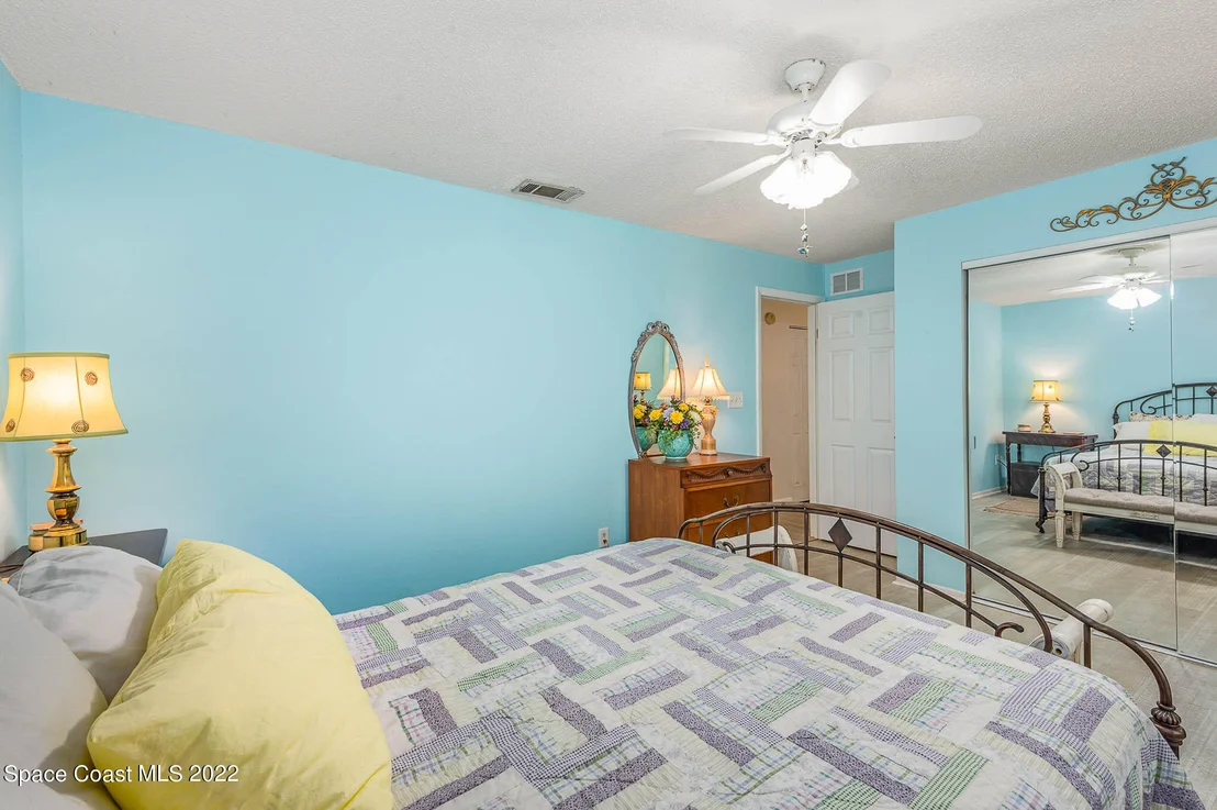 Photo of 5460 Friendly Street