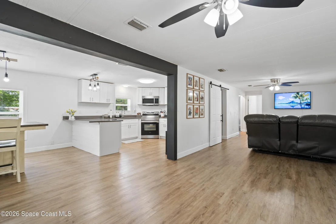Photo of 9025 Lincoln Road