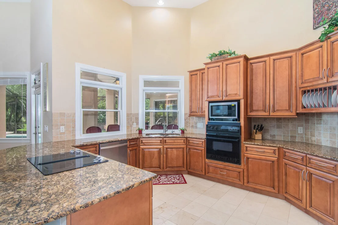Photo of 717 Oak Park Drive