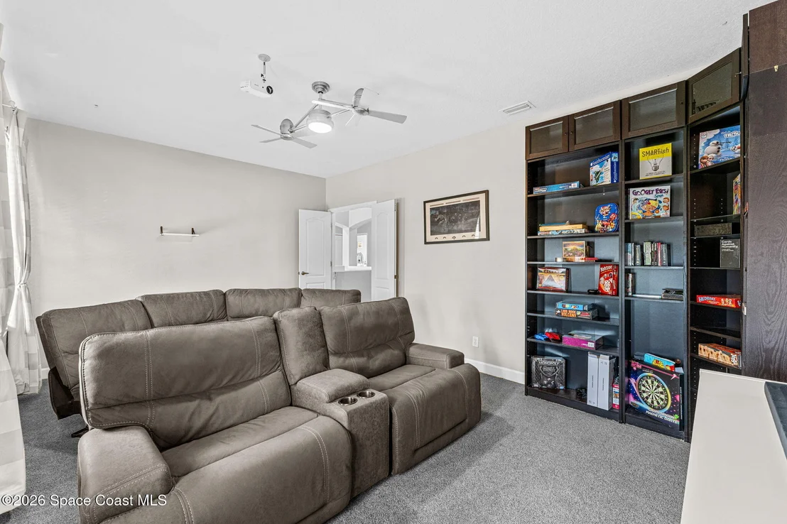 Photo of 1390 Talon Way
