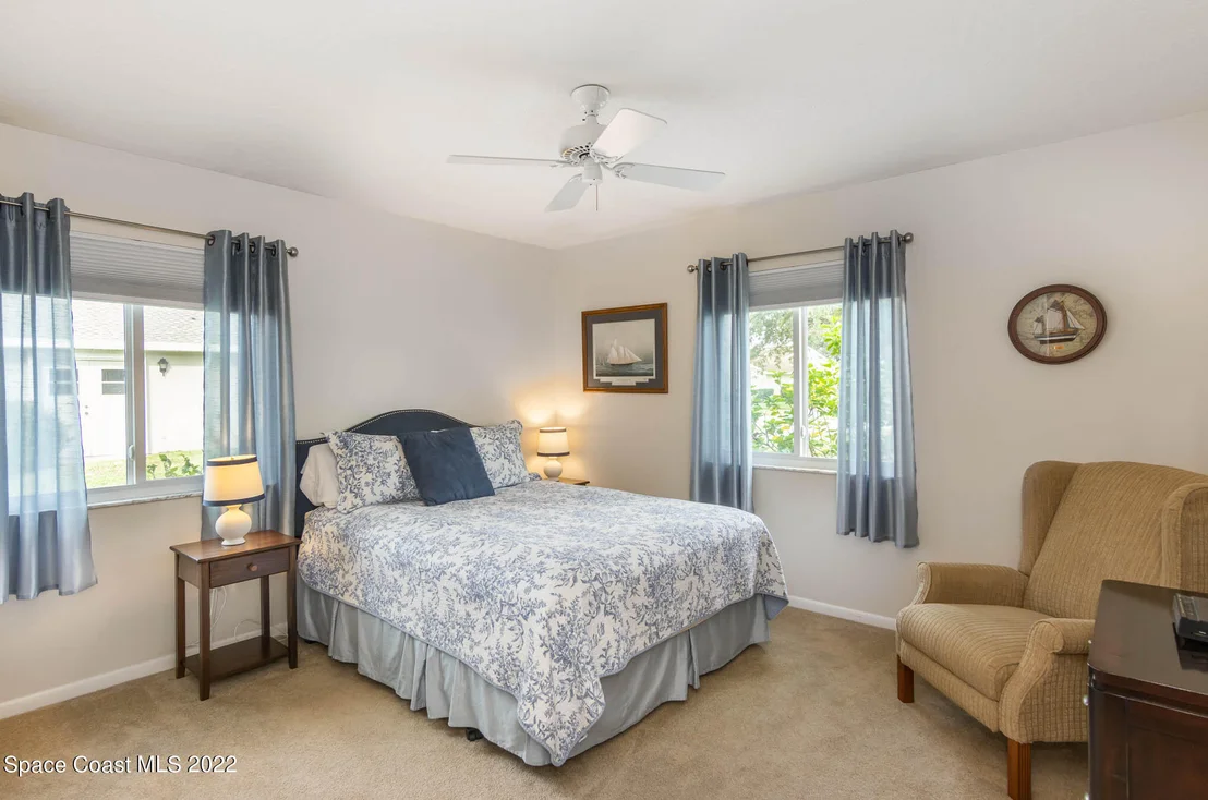 Photo of 1607 Frontier Drive