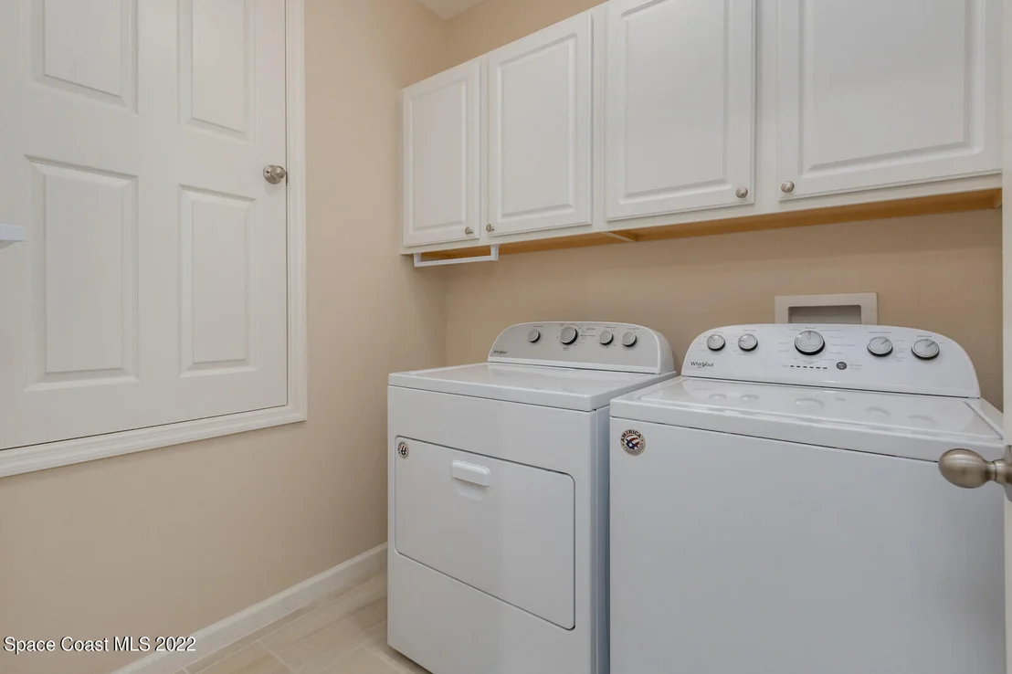 Photo of 932 Peta Way