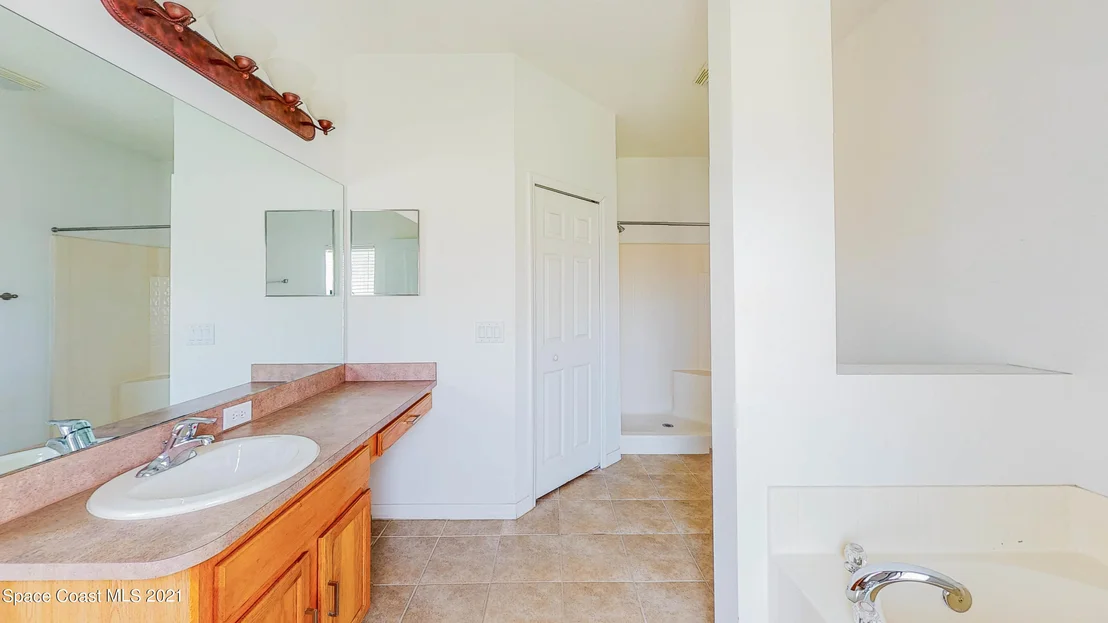 Photo of 1598 Maeve Circle