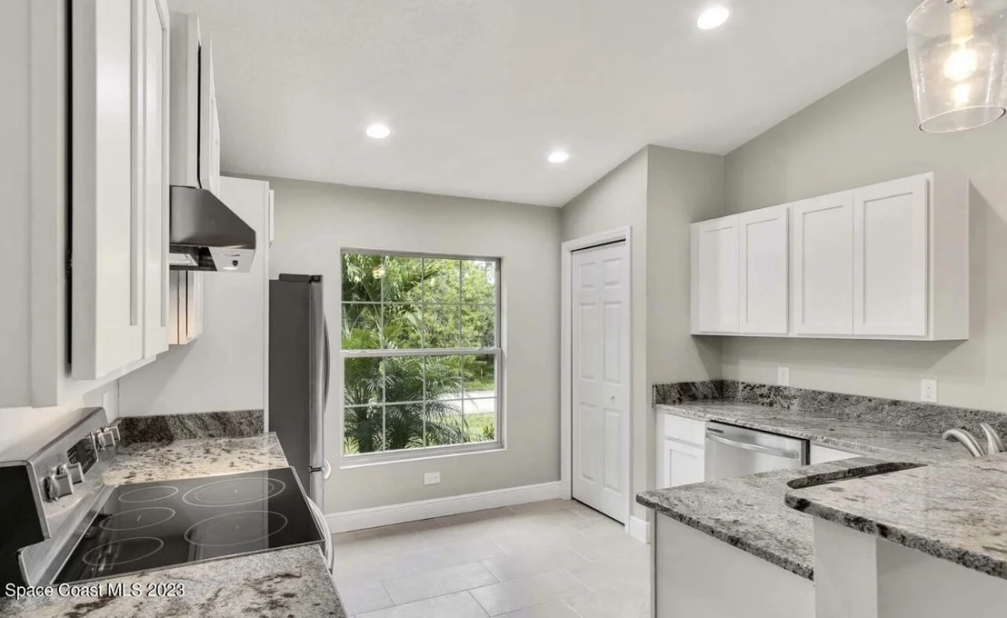 Photo of 2199 Trillo Road SE