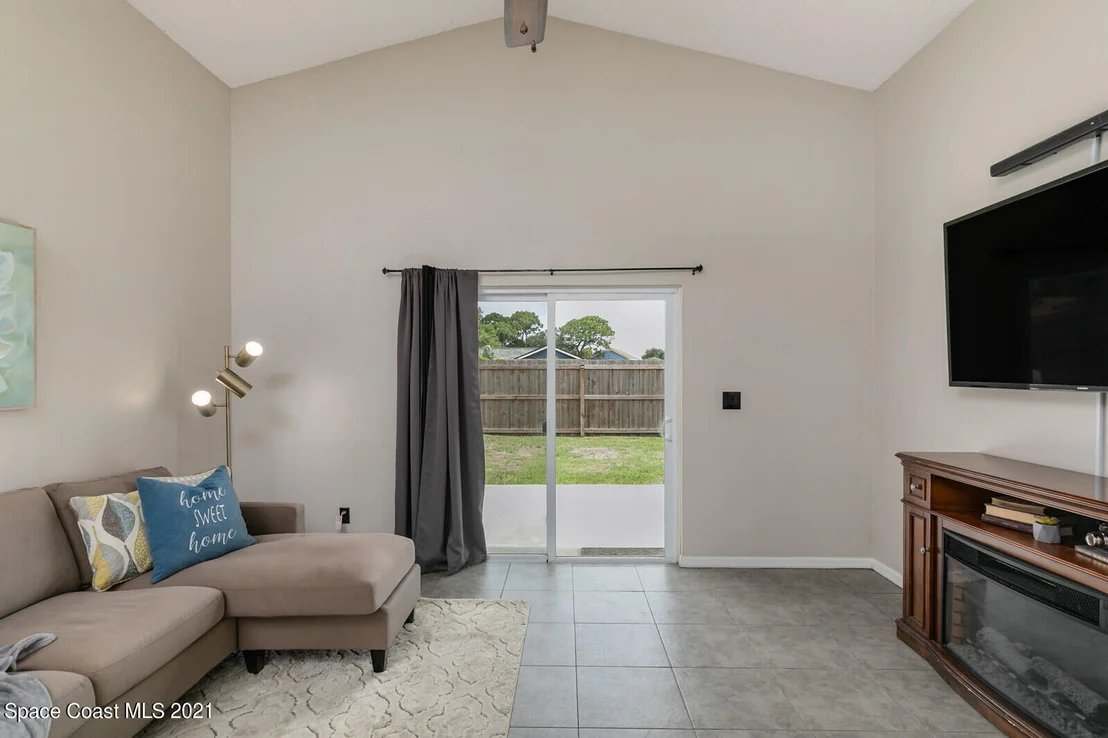 Photo of 1011 Sabal Grove Drive