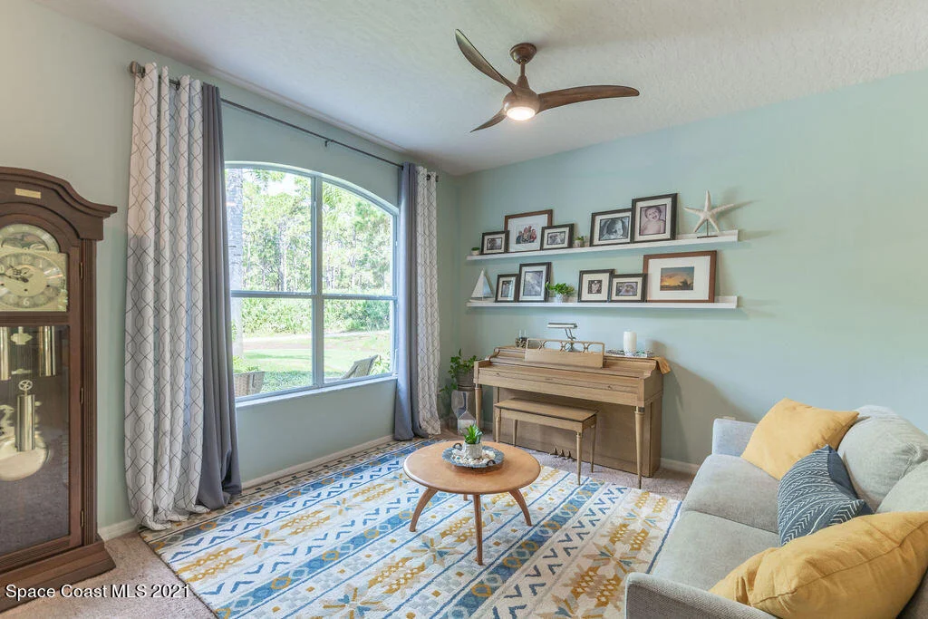 Photo of 4306 Hield Road NW