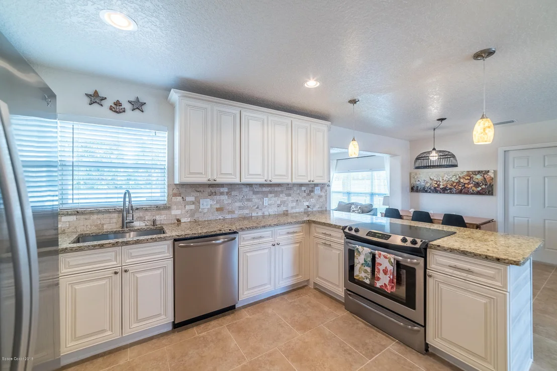 Photo of 280 Albatross Drive
