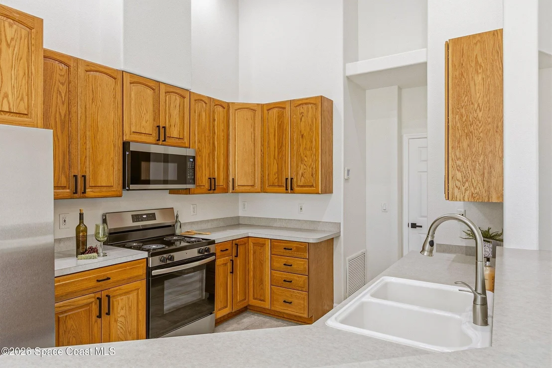 Photo of 1150 Meadowbrook Road NE
