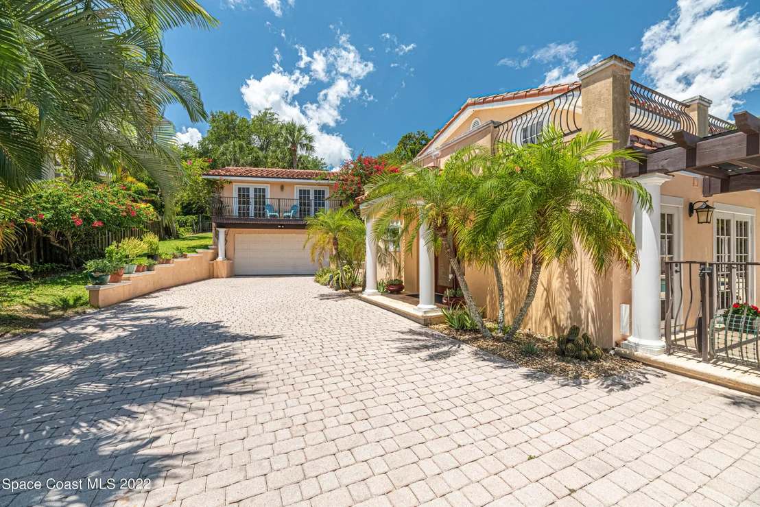 Photo of 2055 Rockledge Drive