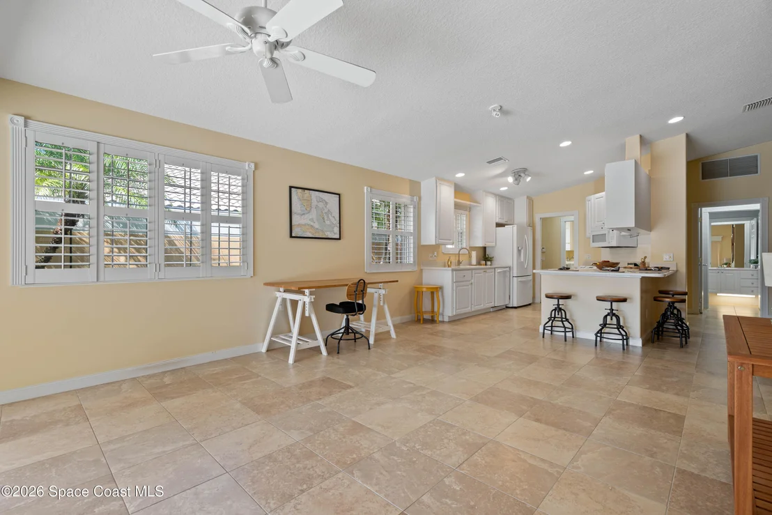 Photo of 3405 Hyperion Way SE
