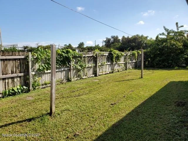 Photo of 1215 Van Tassell NE