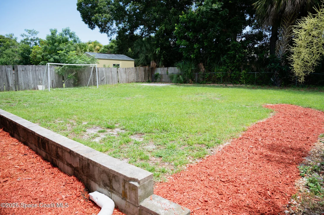 Photo of 633 Wisteria Drive