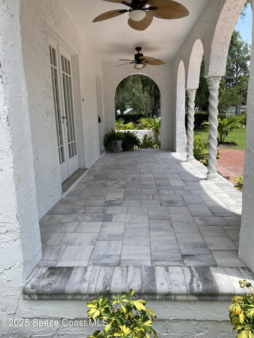 Photo of 121 Circle Drive