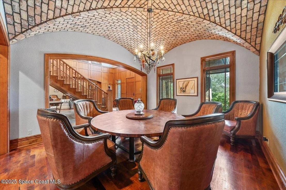 Photo of 586 Wethersfield Place