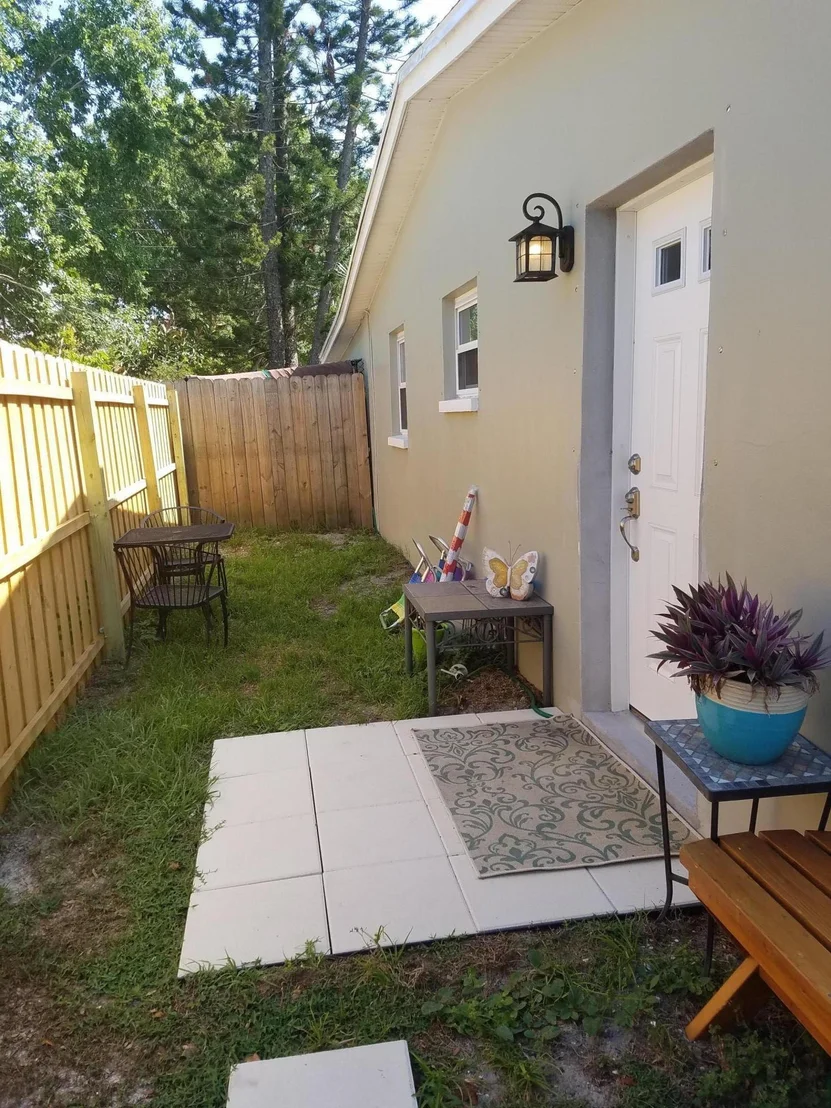 Photo of 2655 Trammel Avenue