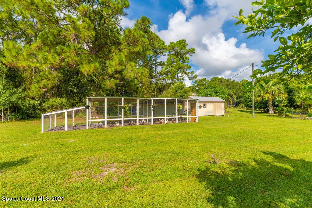 Photo of 4306 Hield Road NW