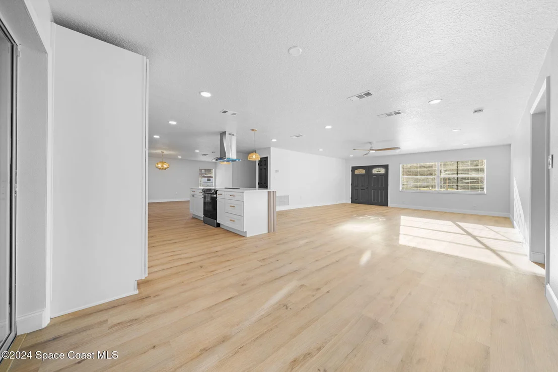 Photo of 4470 Bowstring Court