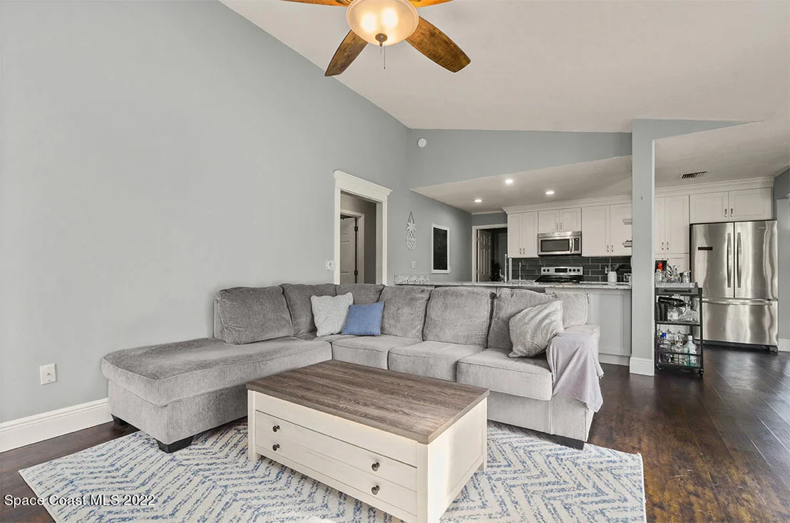 Photo of 1036 Pelican Lane