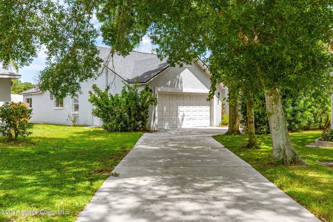 Photo of 1638 Rustic Way