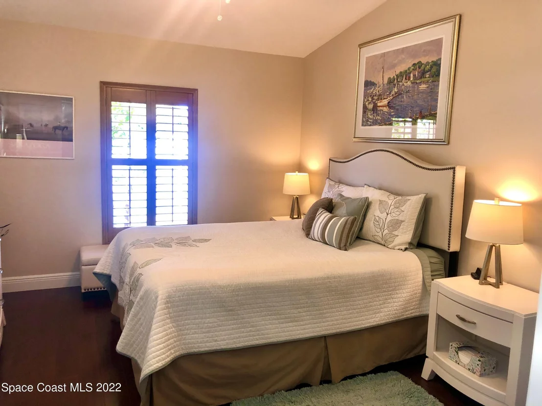 Photo of Unit 103 at 1075 Luminary Circle