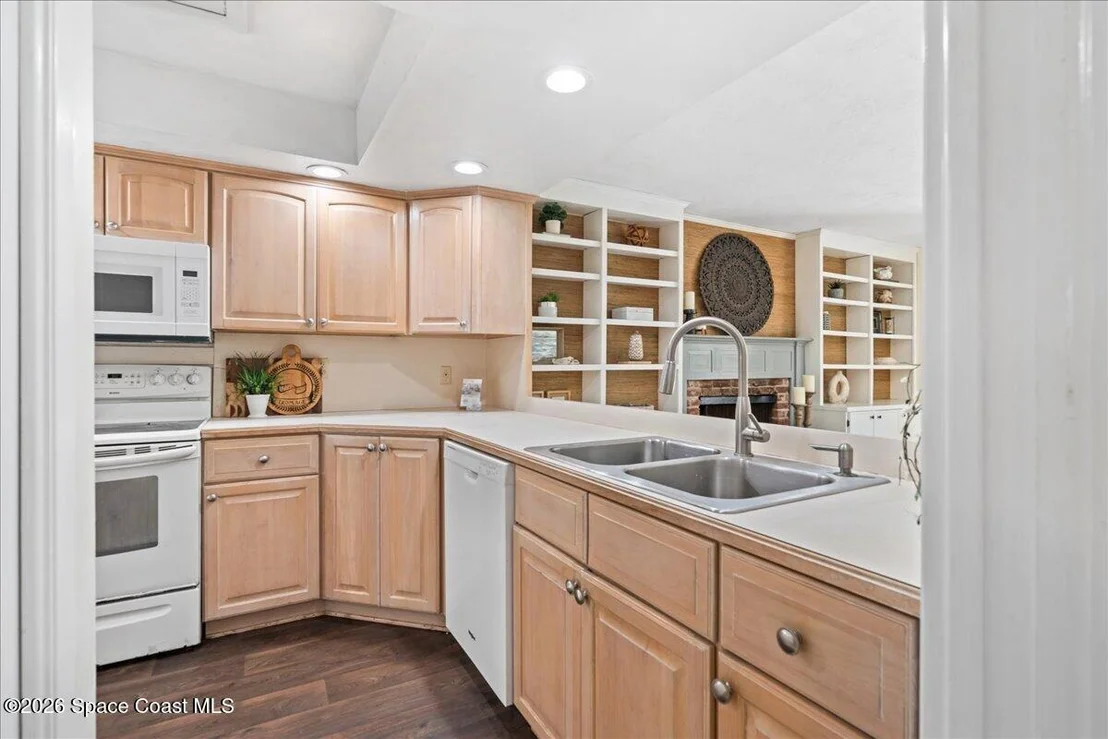 Photo of 210 12th Terrace