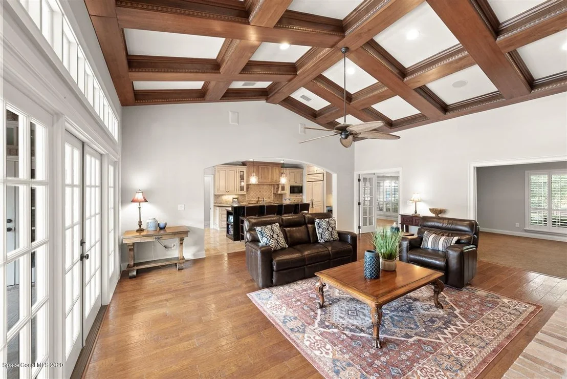 Photo of 437 Oriole Lane