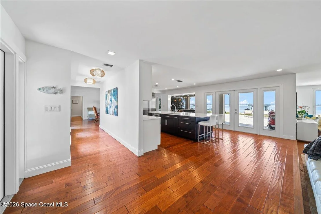Photo of 408 Riverside Drive