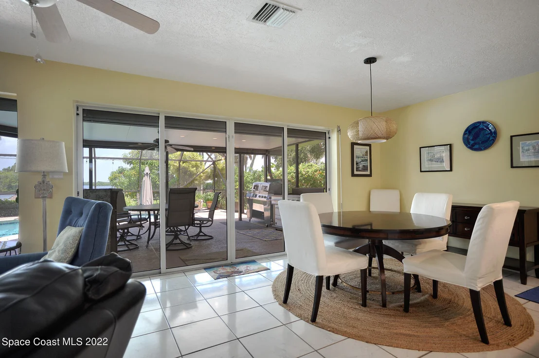 Photo of 45 W Bay Drive