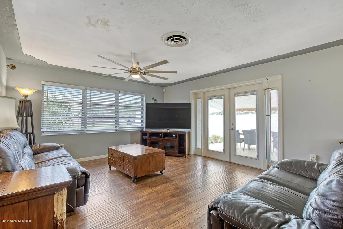 Photo of 100 Surry Lane